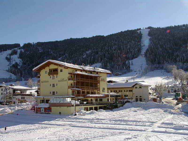 Hotel Austria Нийдерау Екстериор снимка